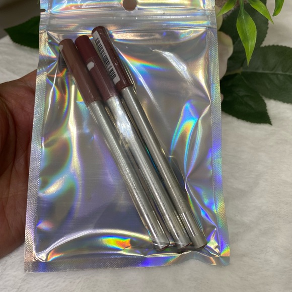 Maybelline 3 Colorsensational Lip Liner COLORS 40 RAISIN,55WINE,20 NUDE BUNDLES - Picture 5 of 5